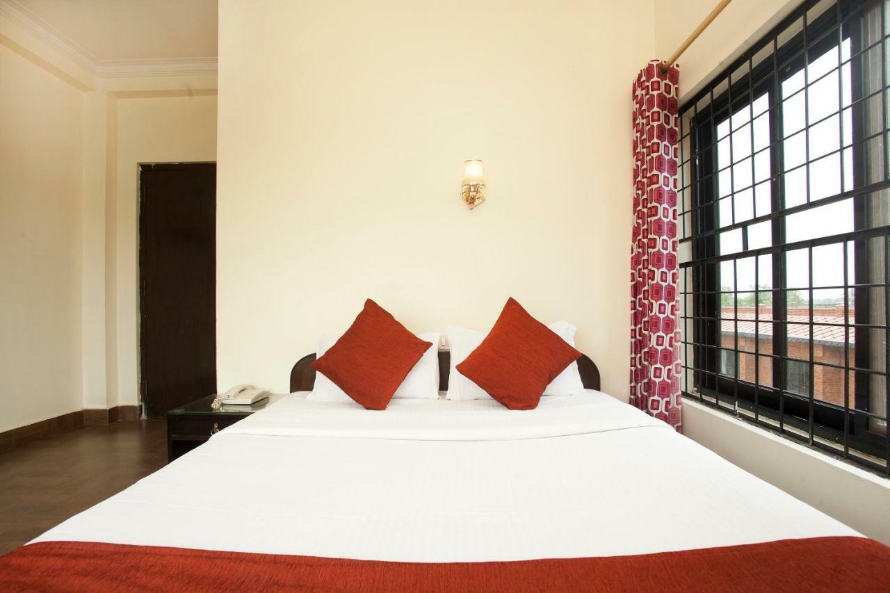 Hotel The Holy Birth Rummindei Exterior photo